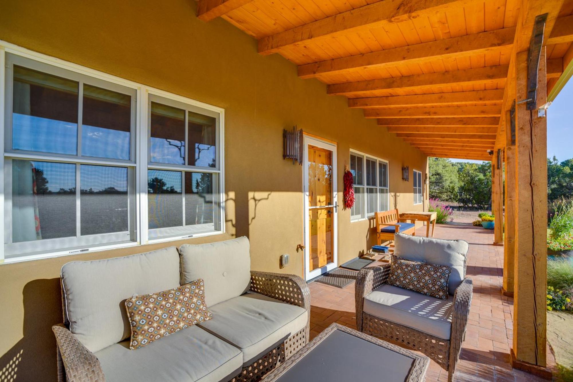 Hidden Gem - Nestled In Tesuque Hills! Santa Fe