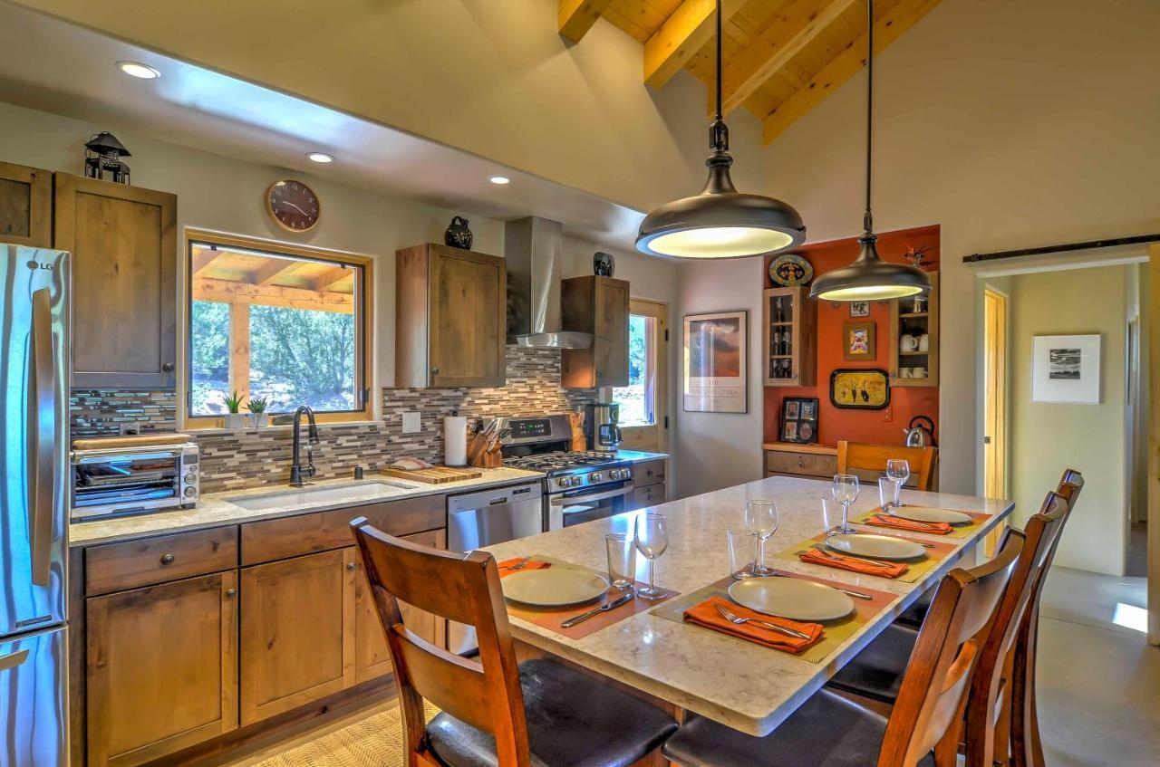 Hidden Gem - Nestled In Tesuque Hills! Holiday home